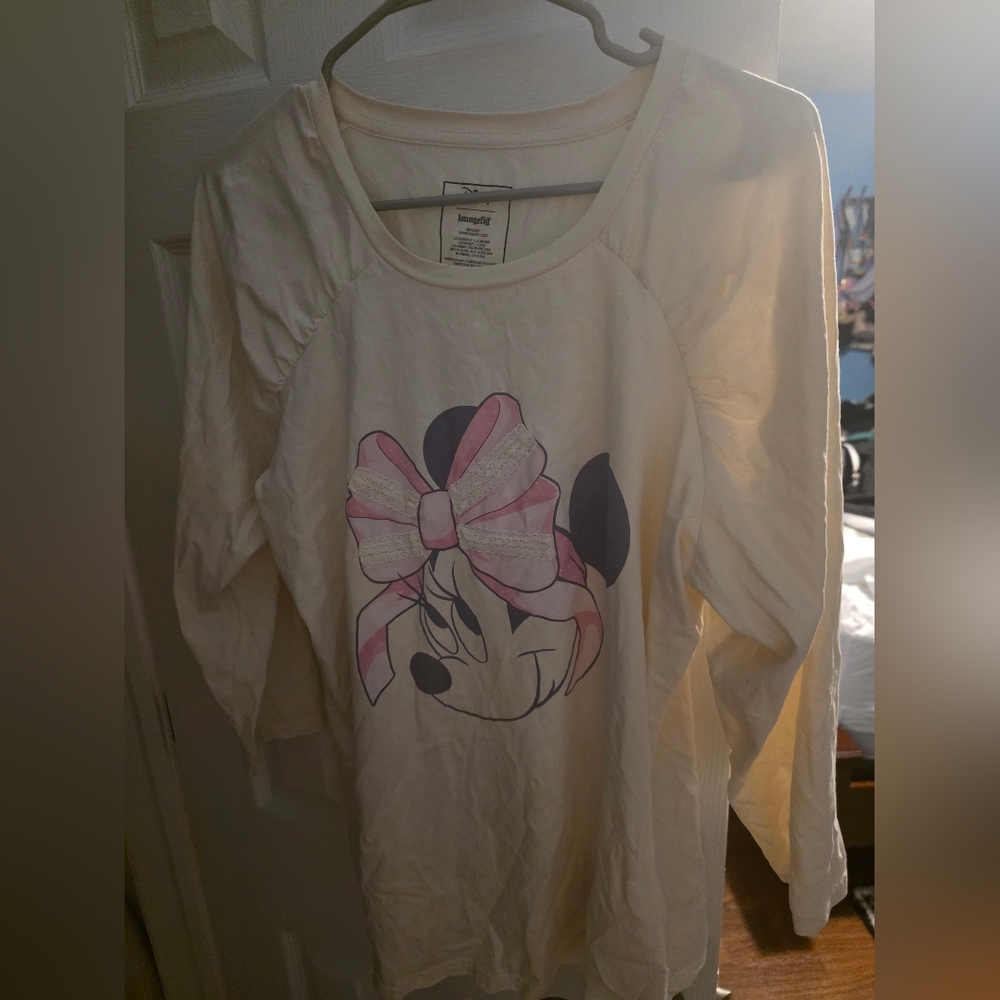 NWOT Loungefly Disney Minnie Mouse Lace Detail Unisex Raglan Tee - Picture 3 of 5